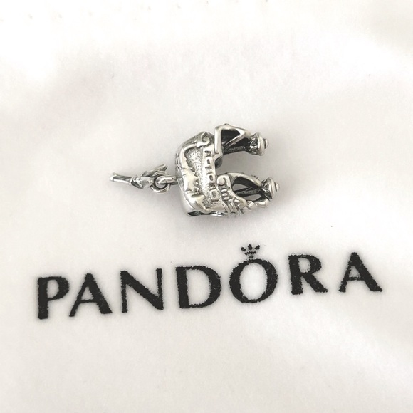 PANDORA Disney Tinker Bell & Captain Hook’s Pirate Ship Charm - Picture 5 of 9